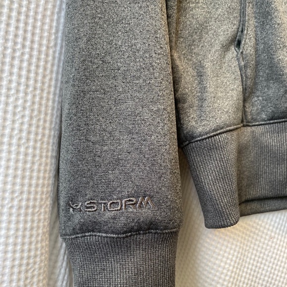 Semi-Fit Pull Over Sweater - Picture 4 of 7